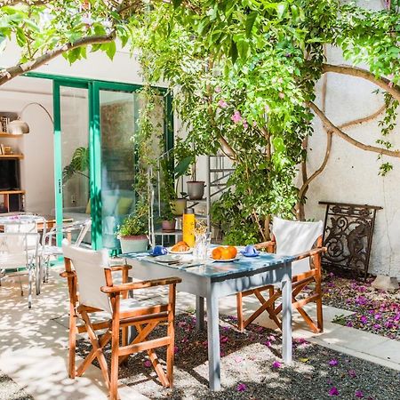 Athenian Yard Near Acropolis Villa Exterior foto